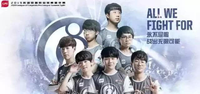 的前锋强调 的前锋强调