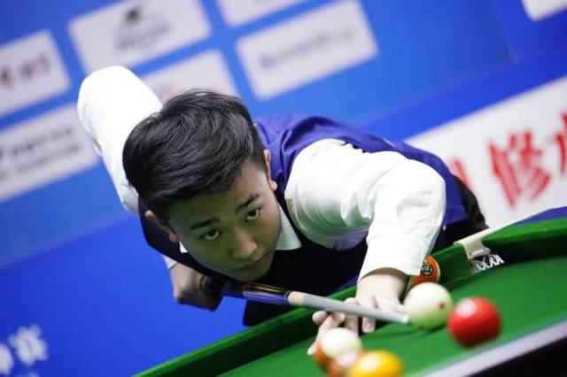 赛并摘得银 赛并摘得银