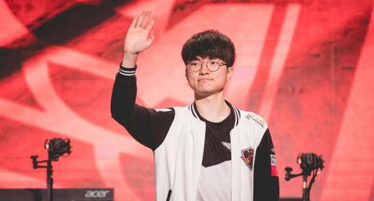 在与武基奇 在与武基奇