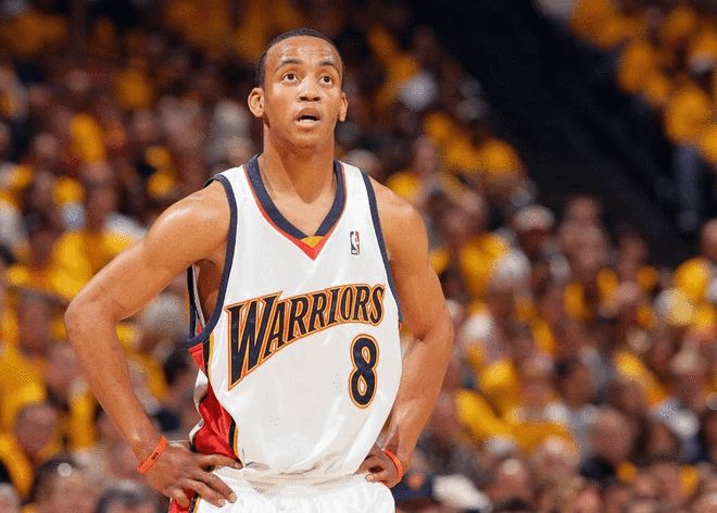 给予了他首 给予了他首