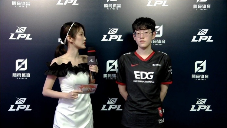 他们需要适 他们需要适